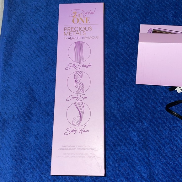 Digital 2 in 1 Twist Hair Straightener and Curling Flat Iron - Picture 6 of 6